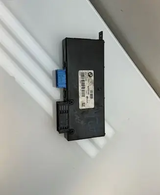 BMW 6 F06 Gran coupe Gateway control module 9372743 143841