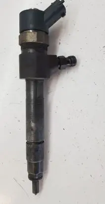 Opel Zafira B Fuel injector 0445110165