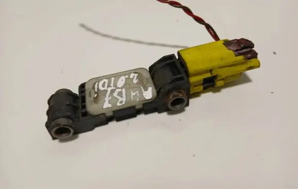 Audi A4 S4 B7 8E 8H Airbag deployment crash/impact sensor 8E0959651A