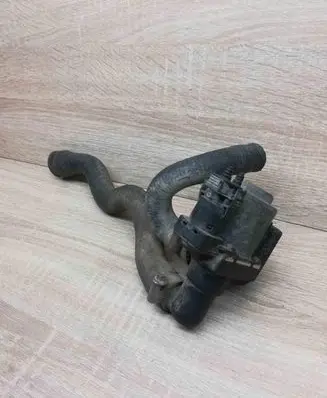 BMW 3 E46 Coolant heater control valve 8375443 1147412138
