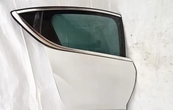 Citroen DS4 Rear door 