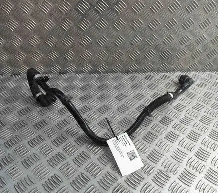 Engine coolant pipe/hose