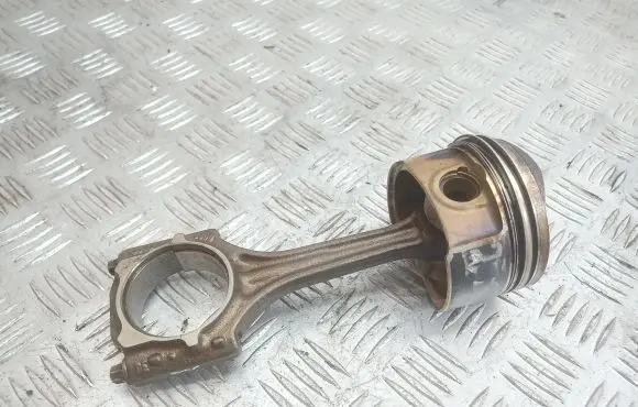 Audi A4 S4 B7 8E 8H Piston with connecting rod