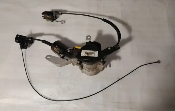 KIA Carnival Loading door lock 