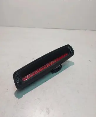 Hyundai Tucson JM Third/center stoplight