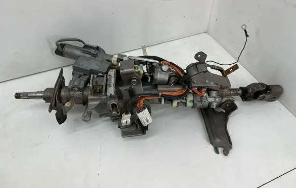 Infiniti FX Steering wheel axle G36Z22