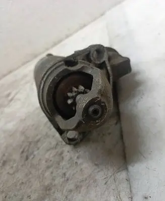 Audi A8 S8 D2 4D Starter motor 1005821723