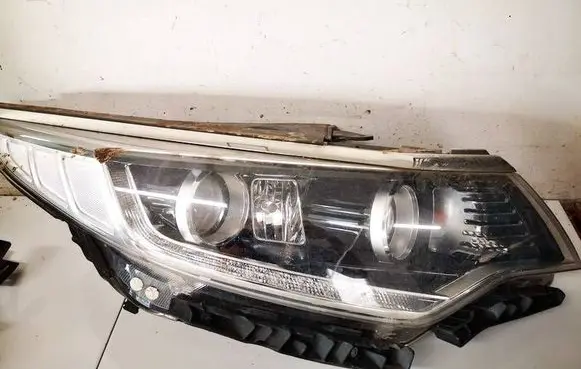 KIA Optima Headlight/headlamp 92102d4270