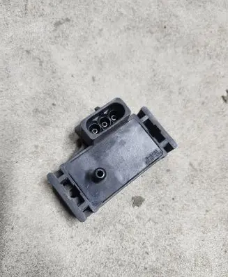 Opel Zafira A Air pressure sensor 0399145