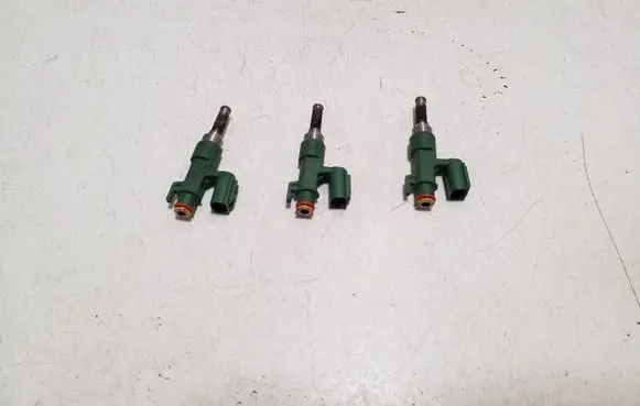 Toyota Yaris Cross Fuel injectors set 23250F3020