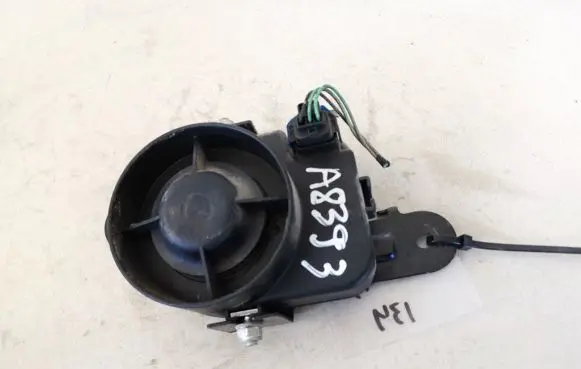 Mazda 5 Alarm system siren bp5e67sb000