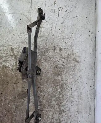 Audi A4 S4 B5 8D Front wiper linkage and motor