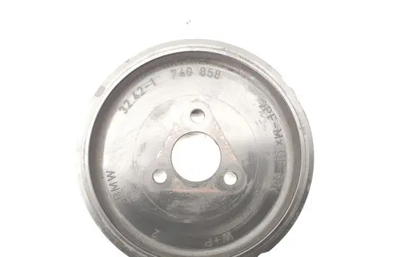 BMW 7 E38 Power steering pump pulley 1740858 32421740858
