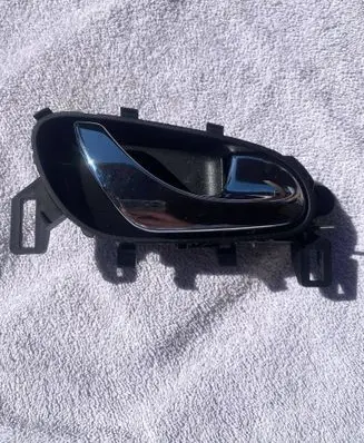 Nissan Qashqai Front door interior handle 806704EA1A