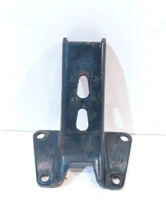 Iveco Daily 6th gen Engine mounting bracket 5801563665 18181504