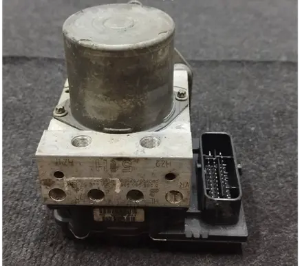 Mercedes-Benz Sprinter W906 ABS Pump A0014465789 265950940