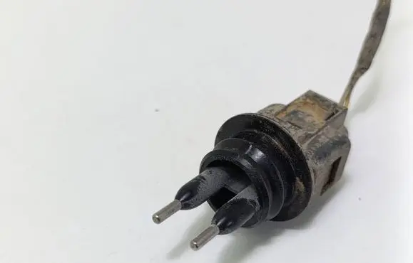 Volkswagen Sharan Windshield washer fluid level sensor 1J0973202