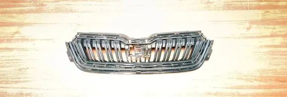 Skoda Kamiq Front bumper upper radiator grill 658853653