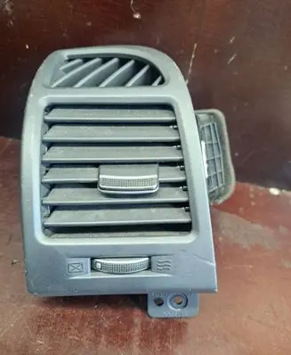 Hyundai Santa Fe Dashboard side air vent grill/cover trim 974802B000 U04153