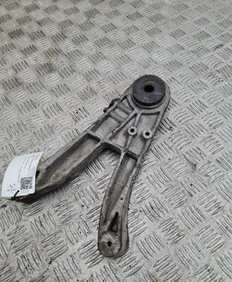 Volvo S70 V70 V70 XC Engine mounting bracket 3524347