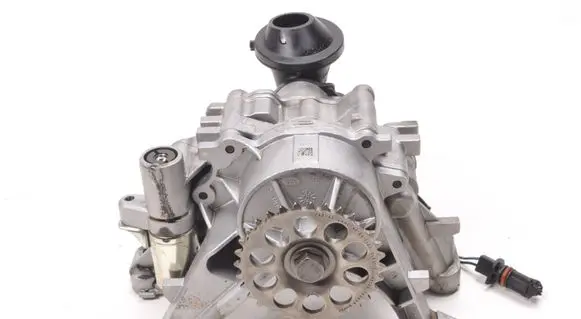 Land Rover Discovery Sport Oil pump G4D3-6L079-F