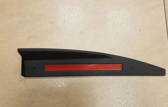 Ford Mustang VI Side skirt rear trim 631055AA