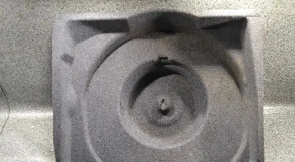BMW 3 E46 Spare wheel section trim 