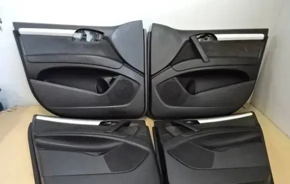 Audi Q7 4L Door card panel trim set 