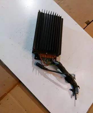 Audi A8 S8 D2 4D Sound amplifier 4D0035225