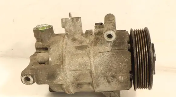 Volkswagen Caddy Air conditioning (A/C) compressor (pump) 5Q0816803B