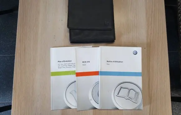 Volkswagen Polo V 6R User manual