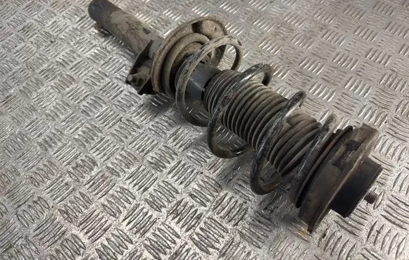 Skoda Octavia Mk2 (1Z) Front shock absorber/damper