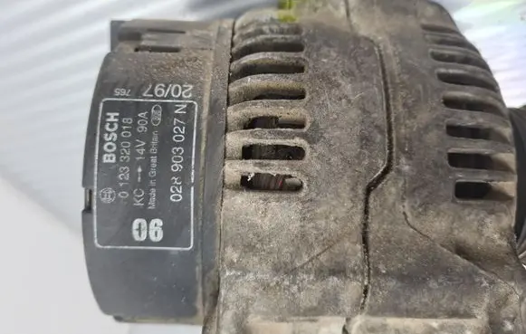 Volkswagen II LT Generator/alternator 0123320018 028903027N