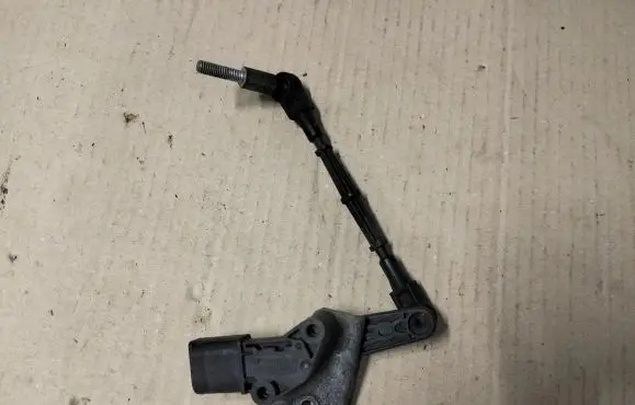 Audi A4 S4 B9 8W Headlight/headlamp level sensor 