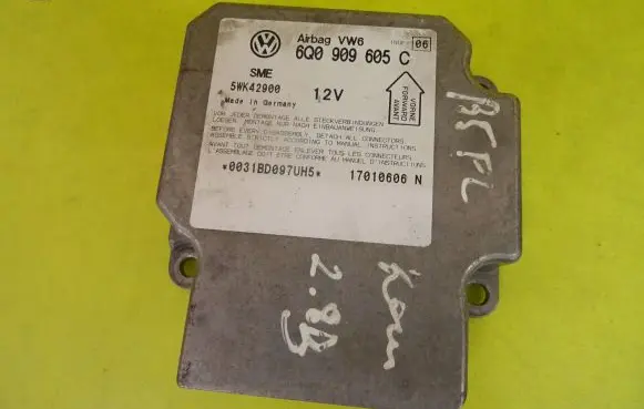 Volkswagen PASSAT B5 Airbag control unit/module 6Q0909605C