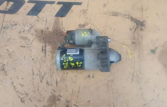 Peugeot 3008 I Starter motor 9801667780 M000T22473
