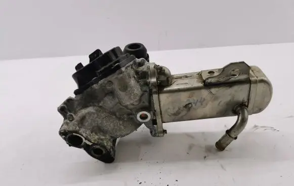 Citroen DS4 EGR valve cooler 9671398180 283100178