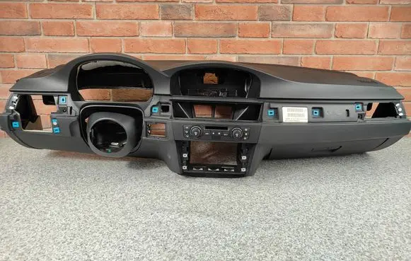 BMW 3 E90 E91 Dashboard 9120328
