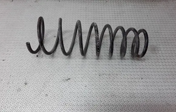 Toyota Avensis T220 Rear coil spring
