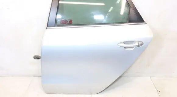 KIA Ceed Rear door 