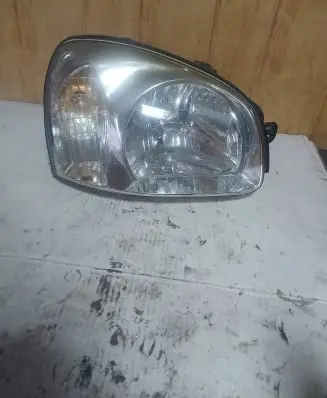 Hyundai Santa Fe Headlight/headlamp 9210226XXX