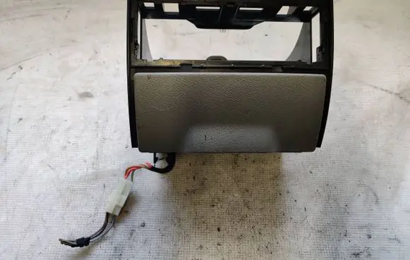 Volkswagen Crafter Cup holder 9068100028
