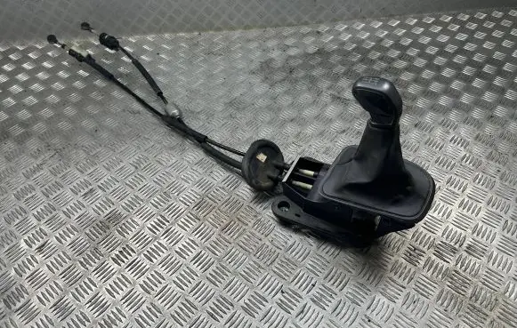 Citroen C3 Gear selector/shifter in gearbox 