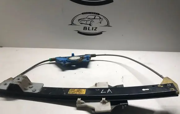 Audi A4 S4 B7 8E 8H Rear door window regulator with motor 8E0839462C