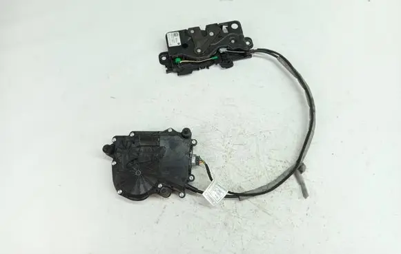 Tailgate/trunk/boot lock/catch/latch