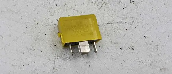 Mercedes-Benz ML W164 Other relay A0025421419