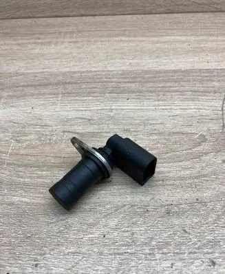 BMW X5 E53 Crankshaft position sensor 1709616 0460007