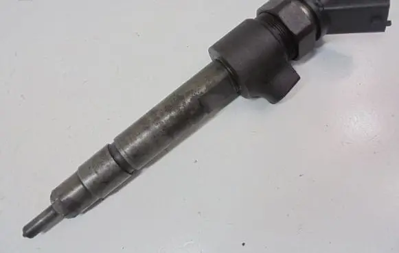 Alfa Romeo 156 Fuel injector 0445110002