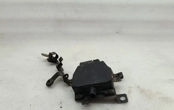 Skoda Octavia Mk2 (1Z) Turbo solenoid valve 6Q0906625