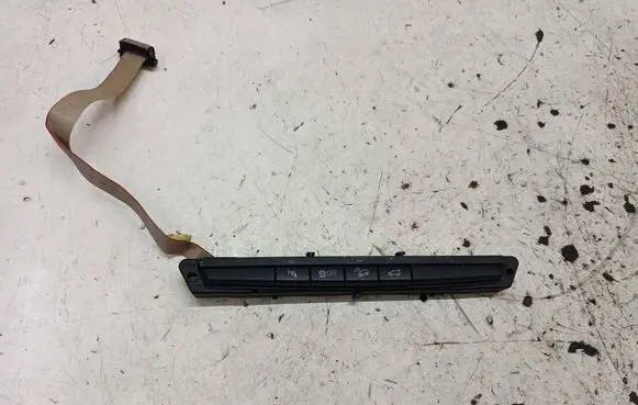 BMW X6 E71 A set of switches 9208218 6131 502388